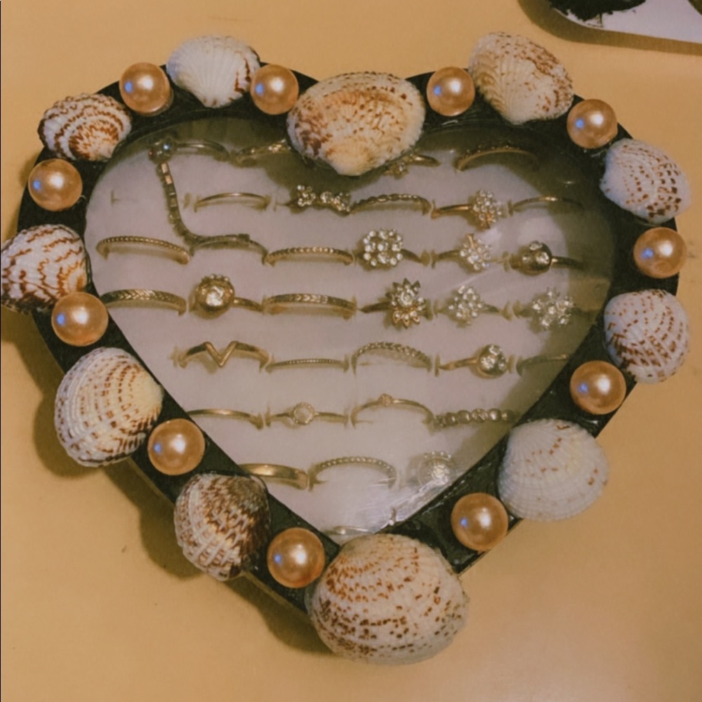 Heart shaped Ring Display